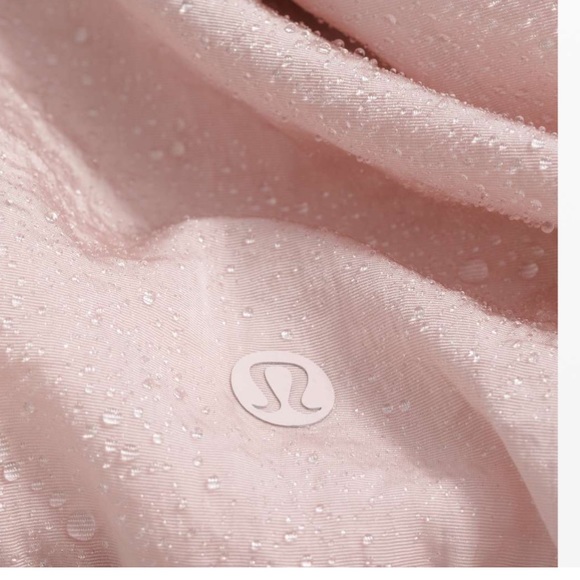 Lululemon reversible jacket - size 8 - Picture 4 of 11